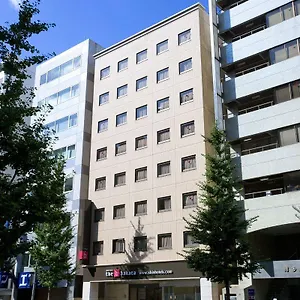 The B Hakata 3*, Fukuoka (Fukuoka) Japón