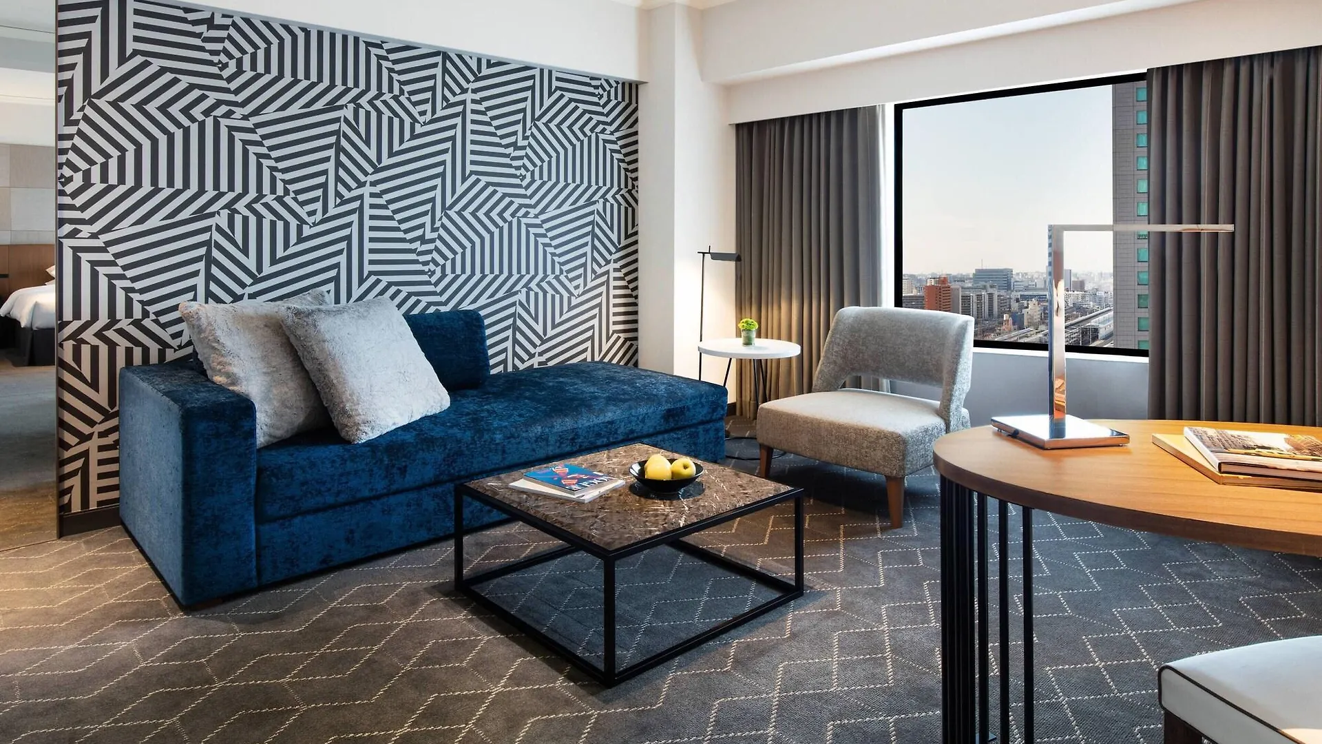 Отель Courtyard By Marriott Shin-Osaka Station  Осака