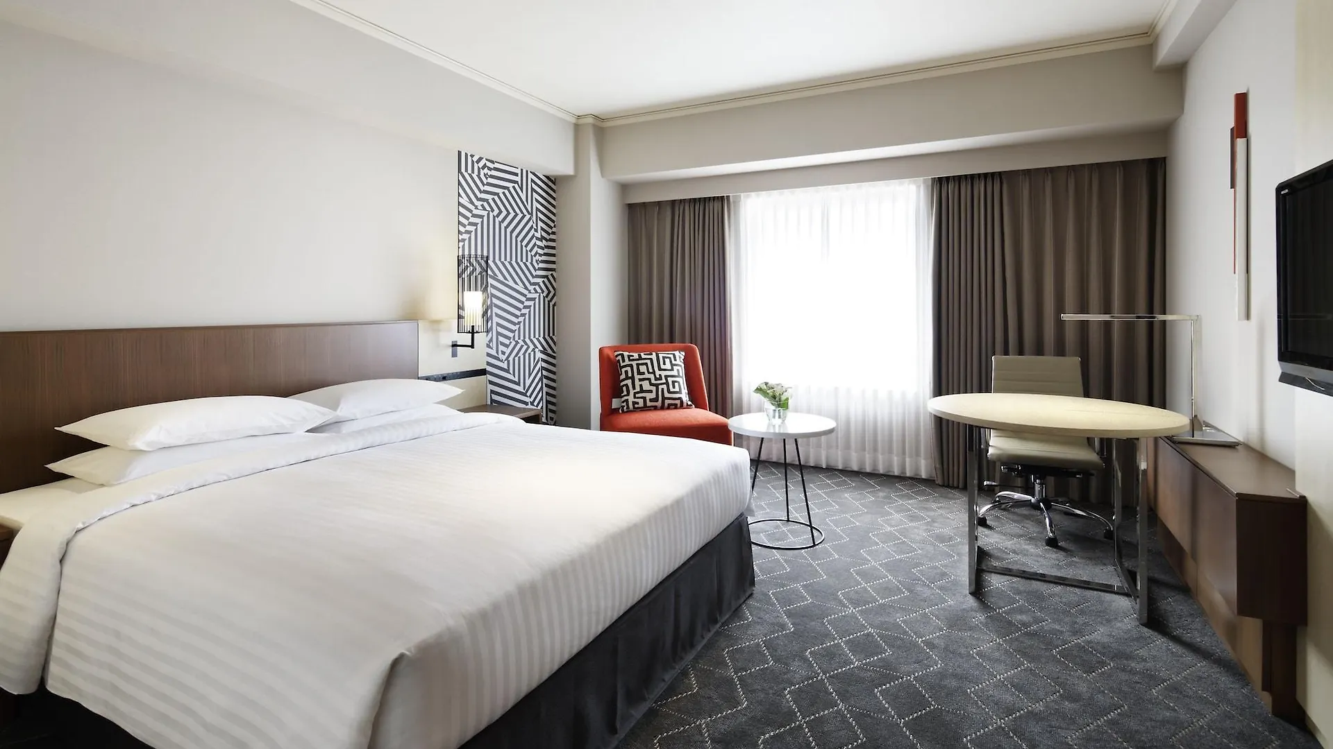 Отель Courtyard By Marriott Shin-Osaka Station