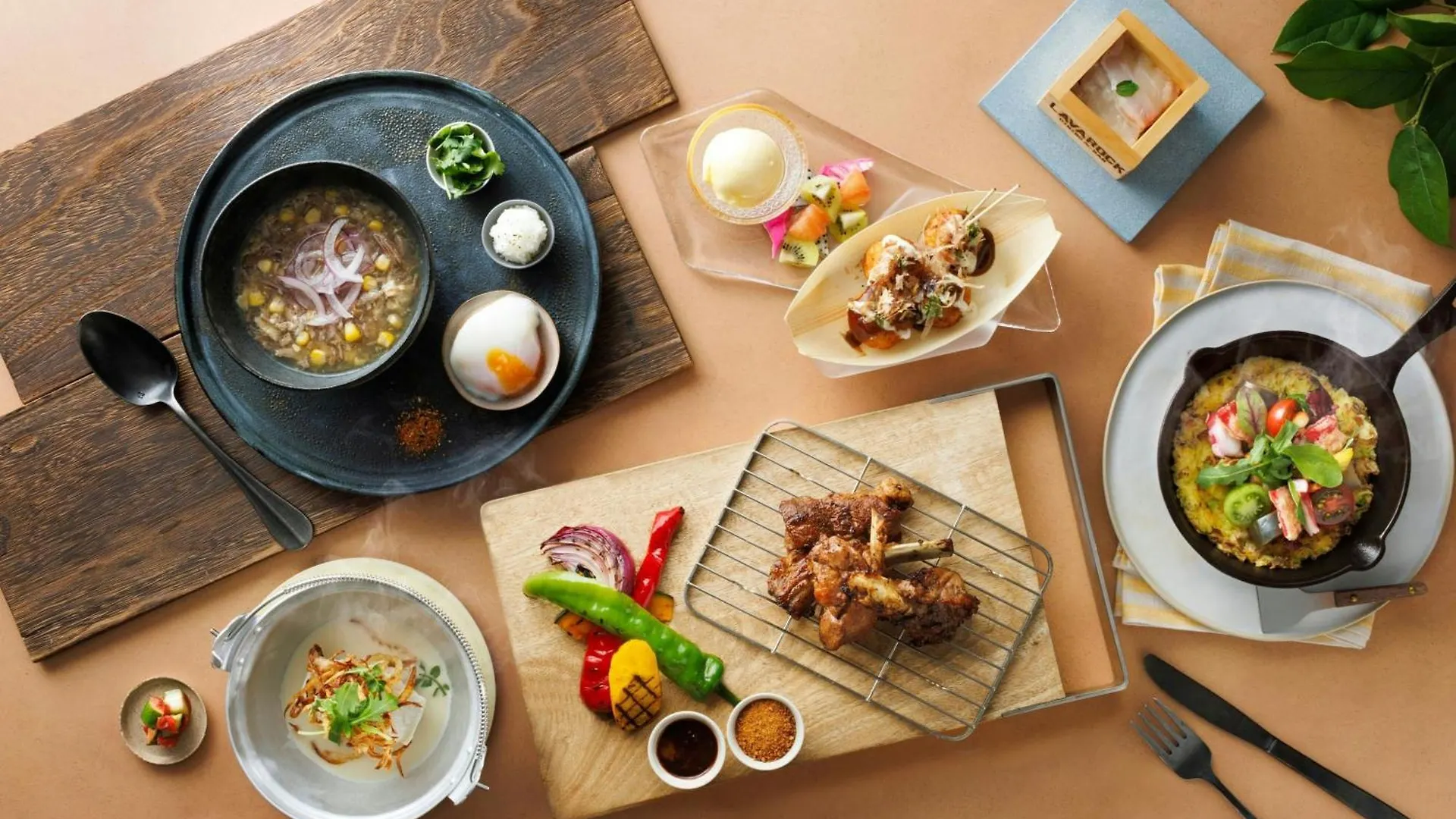 Отель Courtyard By Marriott Shin-Osaka Station  Осака