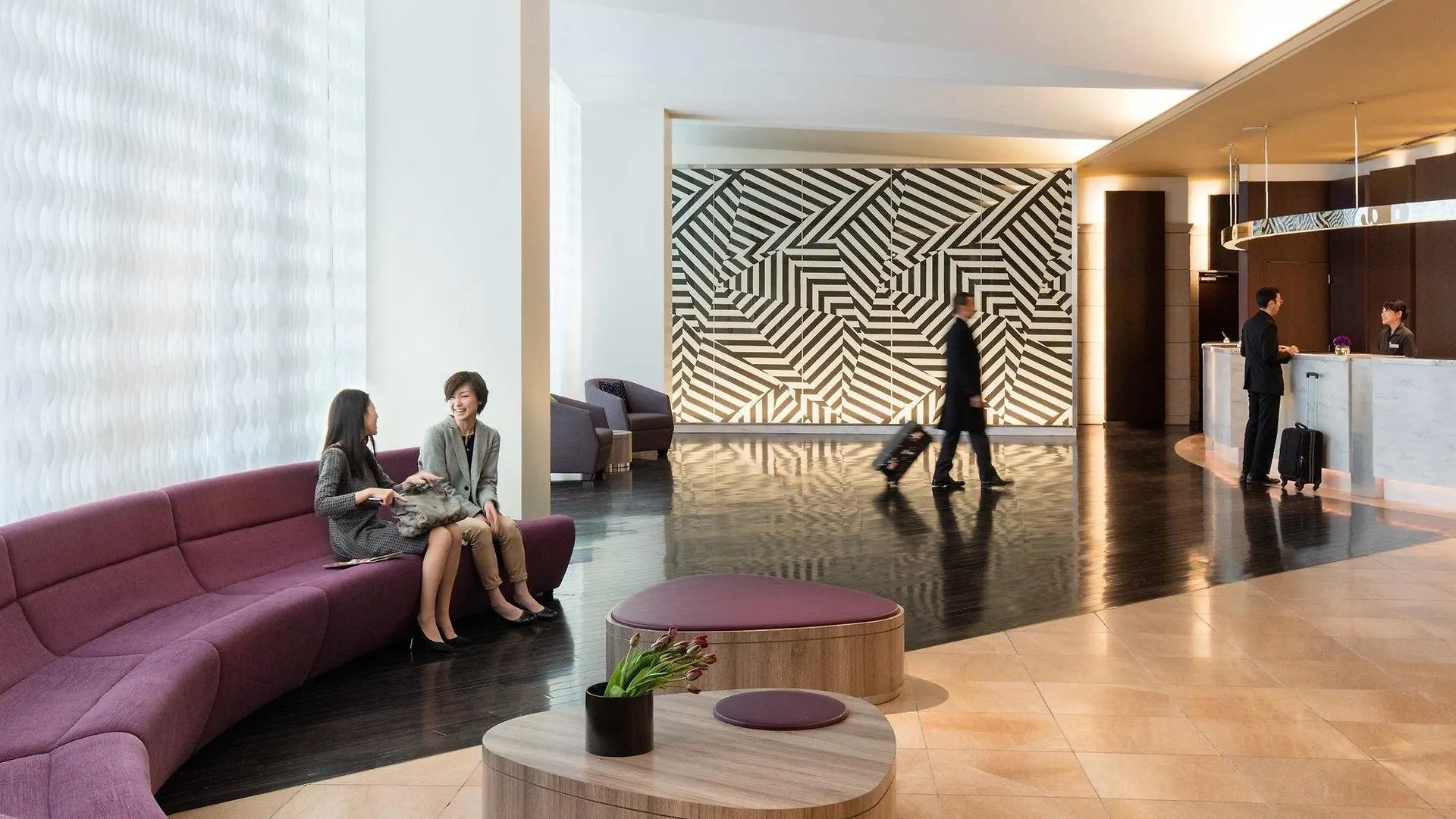 Отель Courtyard By Marriott Shin-Osaka Station
