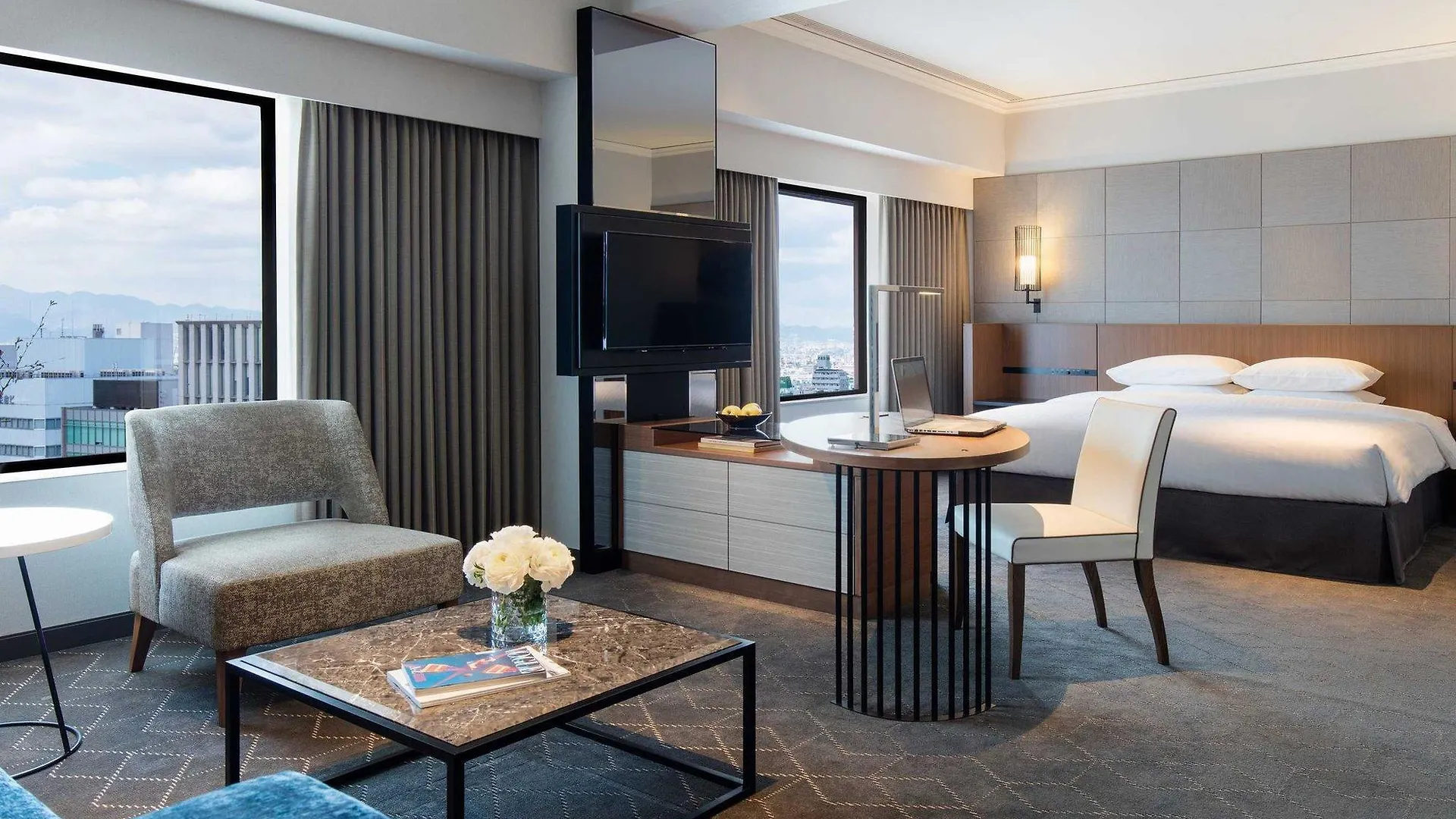 *****  Отель Courtyard By Marriott Shin-Osaka Station Япония