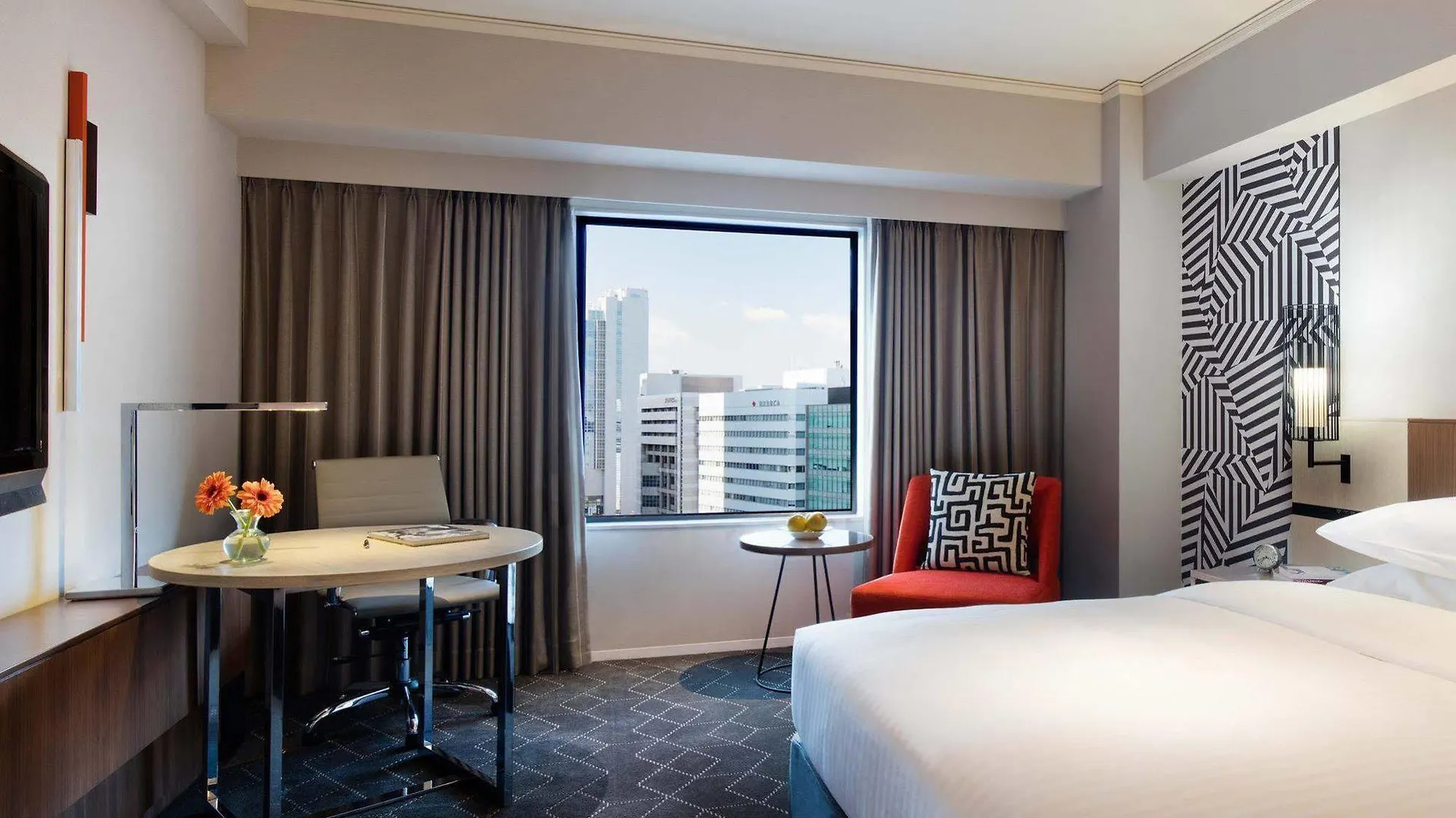 Отель Courtyard By Marriott Shin-Osaka Station 5*, Осака