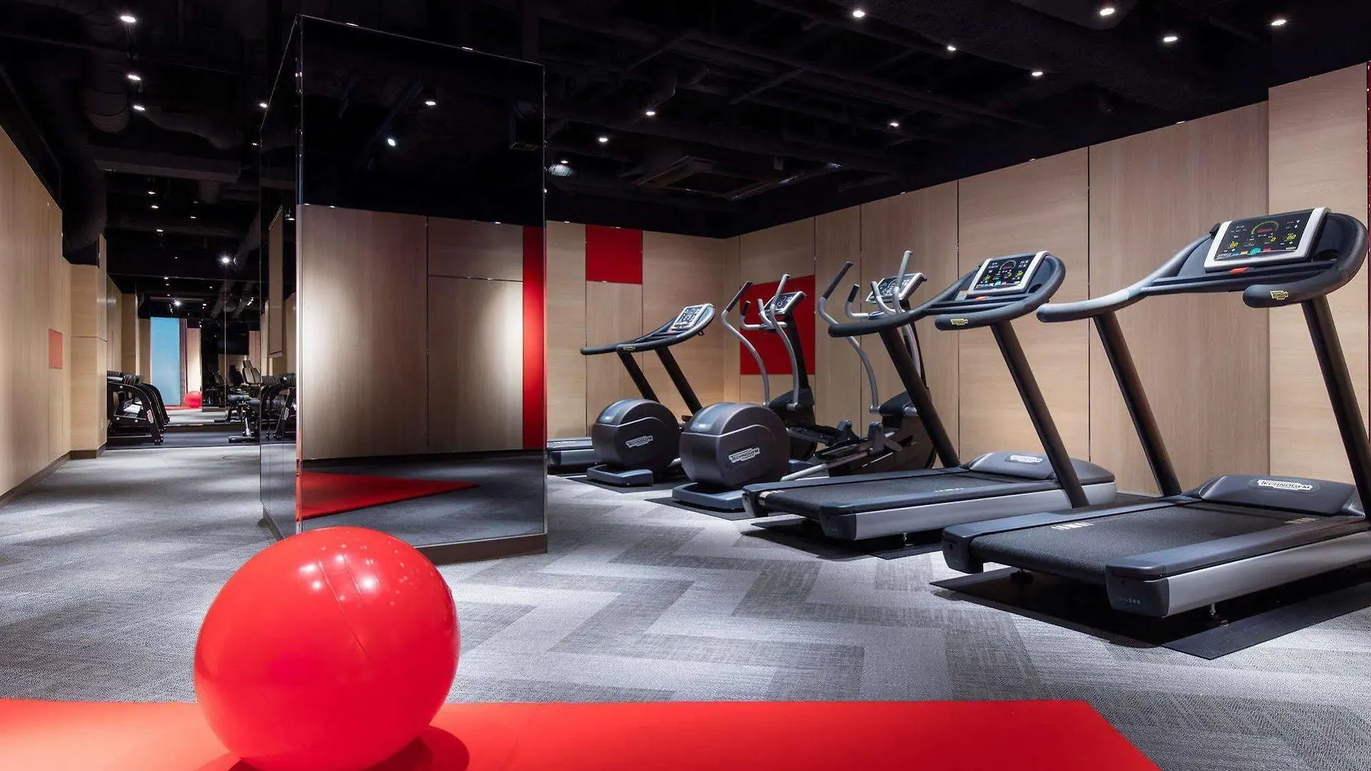 *****  Отель Courtyard By Marriott Shin-Osaka Station Япония