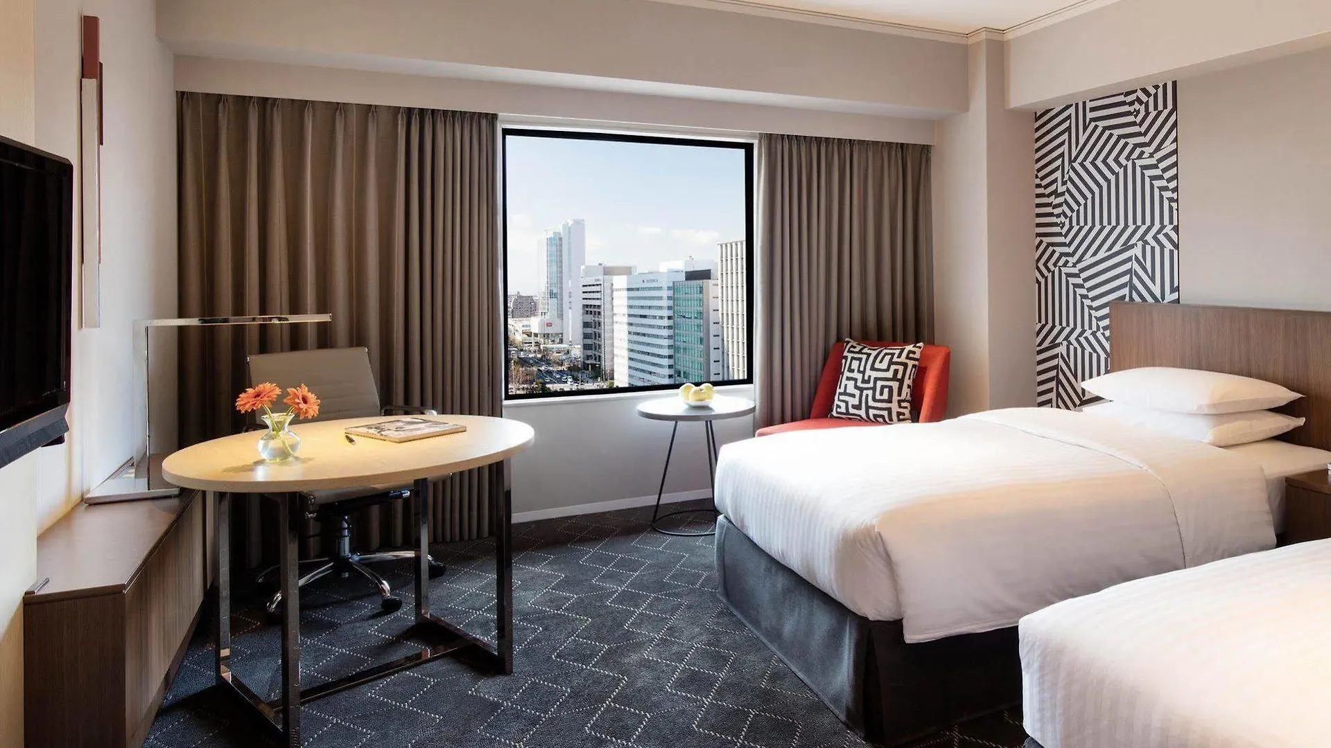 Отель Courtyard By Marriott Shin-Osaka Station