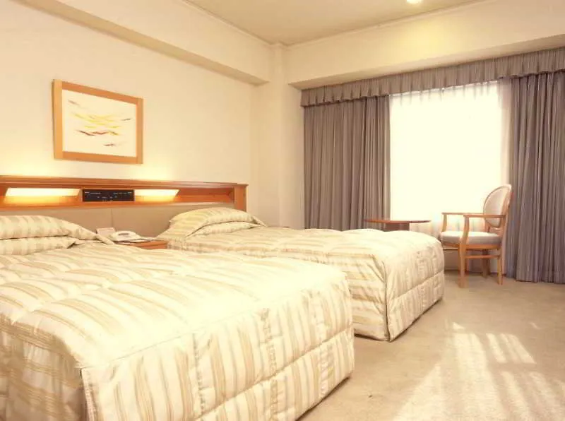 Отель Courtyard By Marriott Shin-Osaka Station Осака