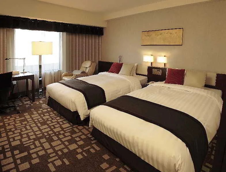 Отель Courtyard By Marriott Shin-Osaka Station